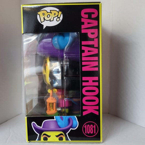 Disney Villains Pop! Captain Hook (Blacklight) Vinyl‎ Figure Hot Topic Exclusive - Picture 4 of 6